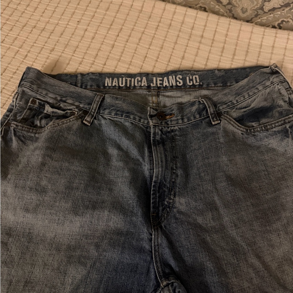 Nautica Men's Relaxed Fit Denim Jeans. Size: 38X32